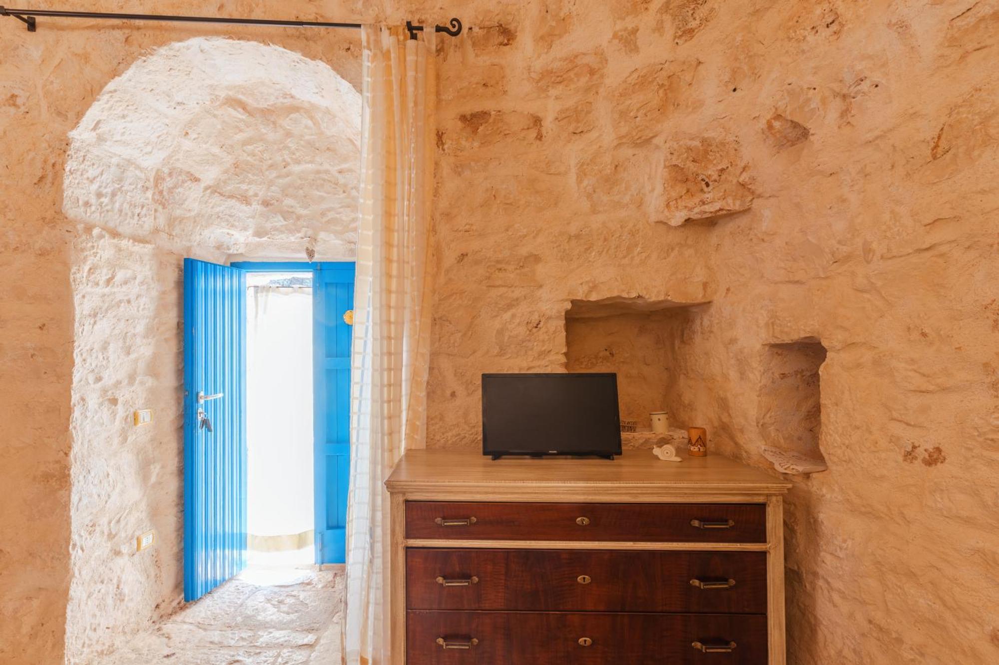 Trullo Tarantini Con Piscina Privata Apartment Latiano Ngoại thất bức ảnh