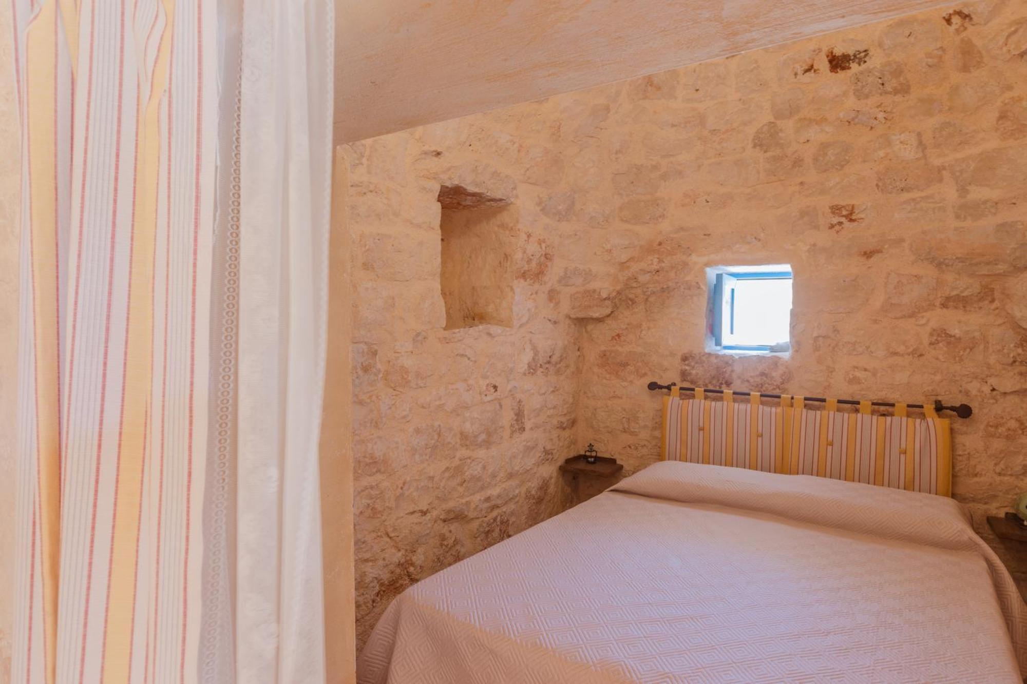 Trullo Tarantini Con Piscina Privata Apartment Latiano Ngoại thất bức ảnh
