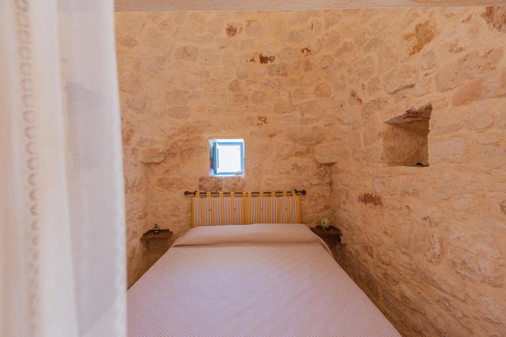 Trullo Tarantini Con Piscina Privata Apartment Latiano Ngoại thất bức ảnh