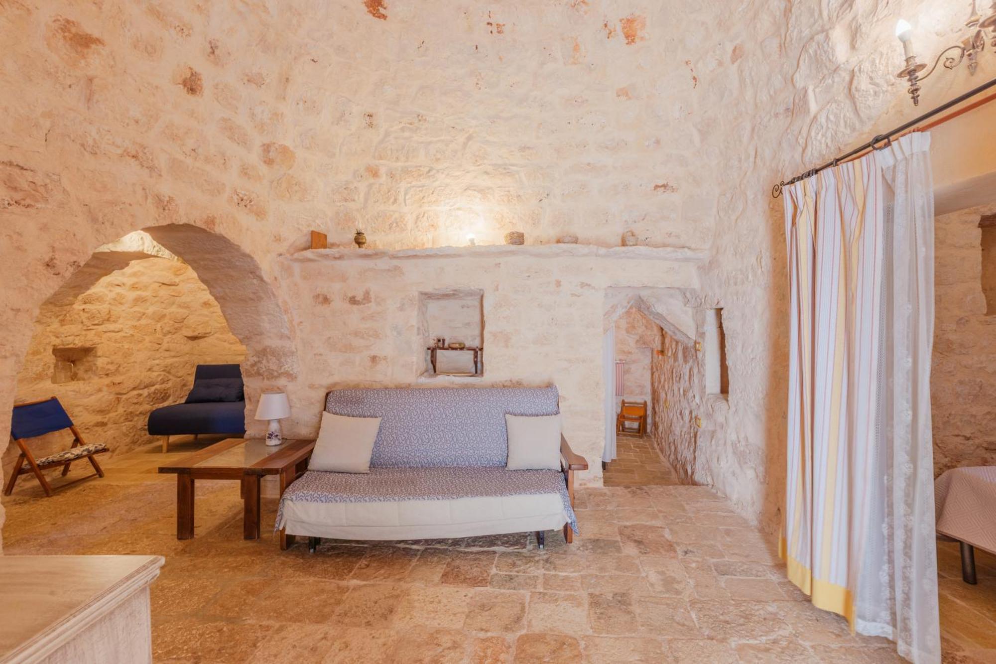 Trullo Tarantini Con Piscina Privata Apartment Latiano Ngoại thất bức ảnh